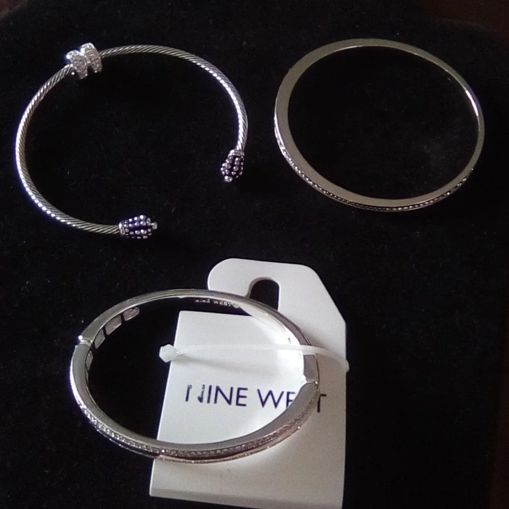Nine West Silver Tone Crystal Bangle Bracelet Set 3 Piece Stackable Cuff Hinged